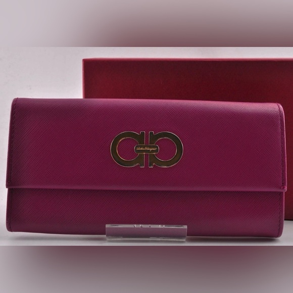 Salvatore Ferragamo Handbags - Salvatore Ferragamo Pink Leather Gancio Flap Continental Wallet EUC